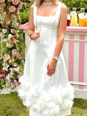 As It May White Flower Appliqués Midi Dress